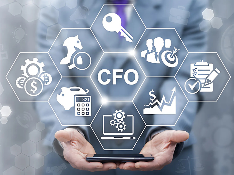 CFO là người quản lý toàn bộ tài chính của doanh nghiệp